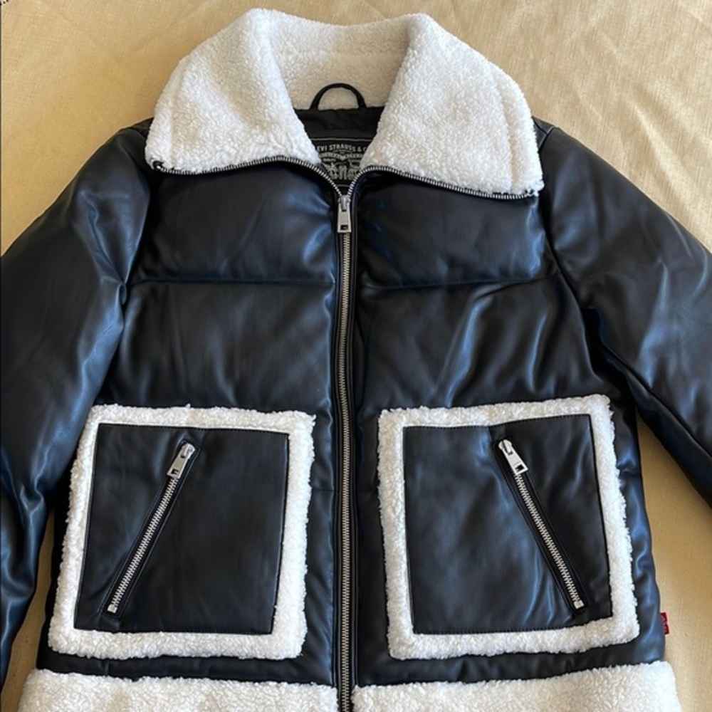 Levi's Women's‎ Breanna Puffer Jacket - Vegan Leather, Sherpa Trim Black Small